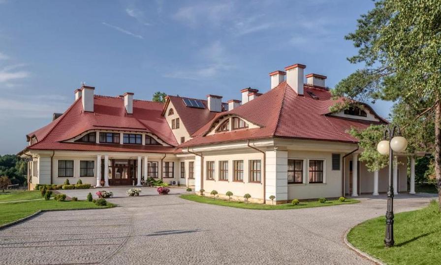Hotel Stodolka Cminsk Bagian luar foto