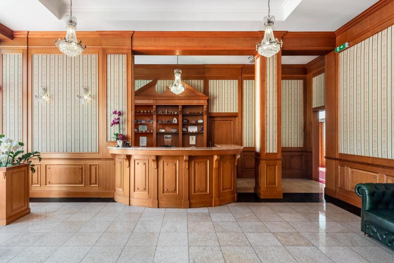 Hotel Stodolka Cminsk Bagian luar foto